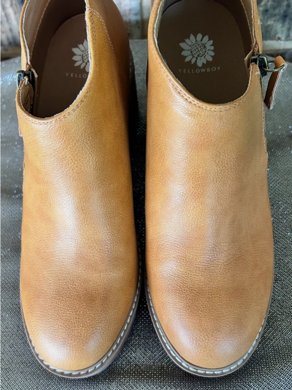 Cute Yellowbox Booties